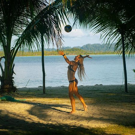 Tailana Island Pulau Banyak Hotel Alaban Ngoại thất bức ảnh