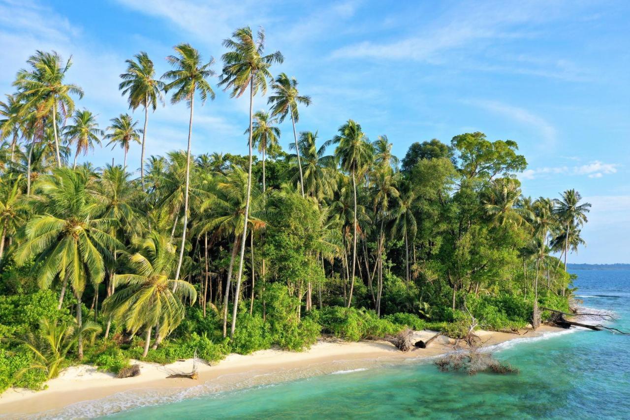 Tailana Island Pulau Banyak Hotel Alaban Ngoại thất bức ảnh
